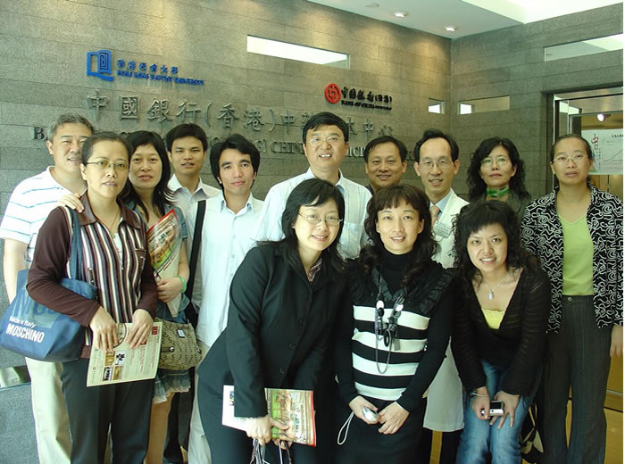 2007年曹晖博士率丽珠集团研究院员工访问香港浸会大学